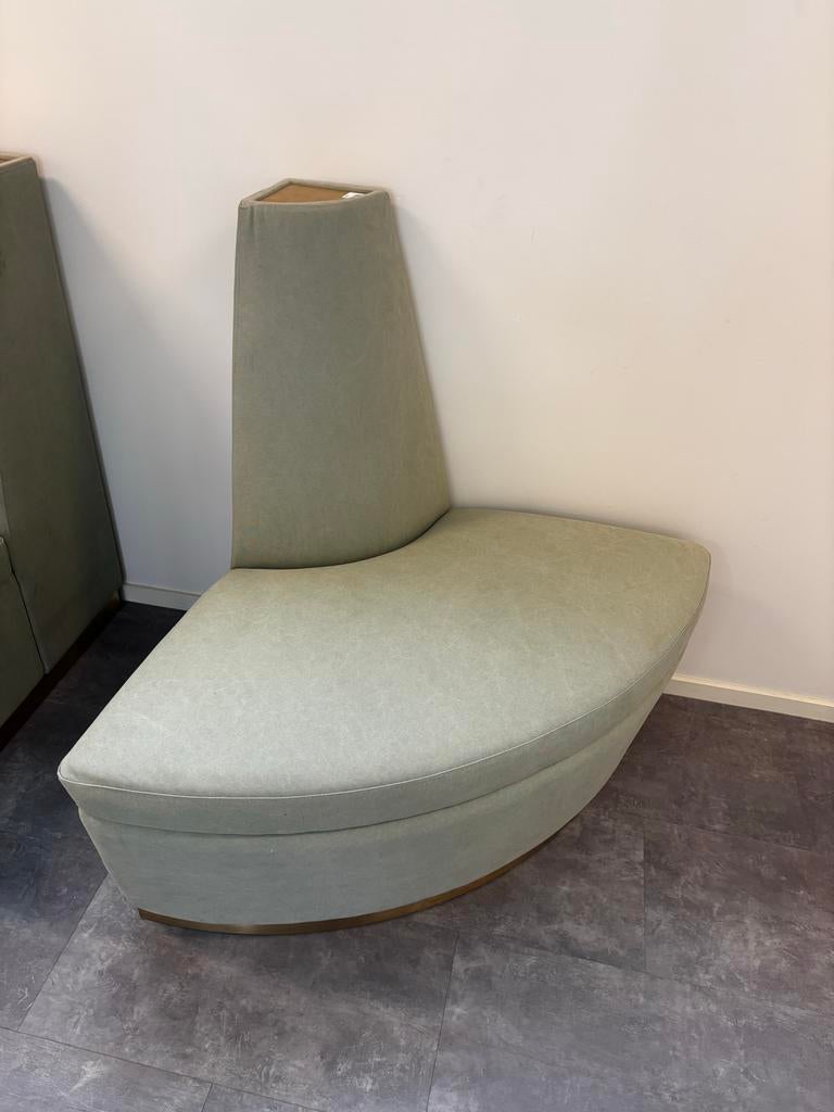 Licht groene bank, Ophalen, 75 tot 100 cm