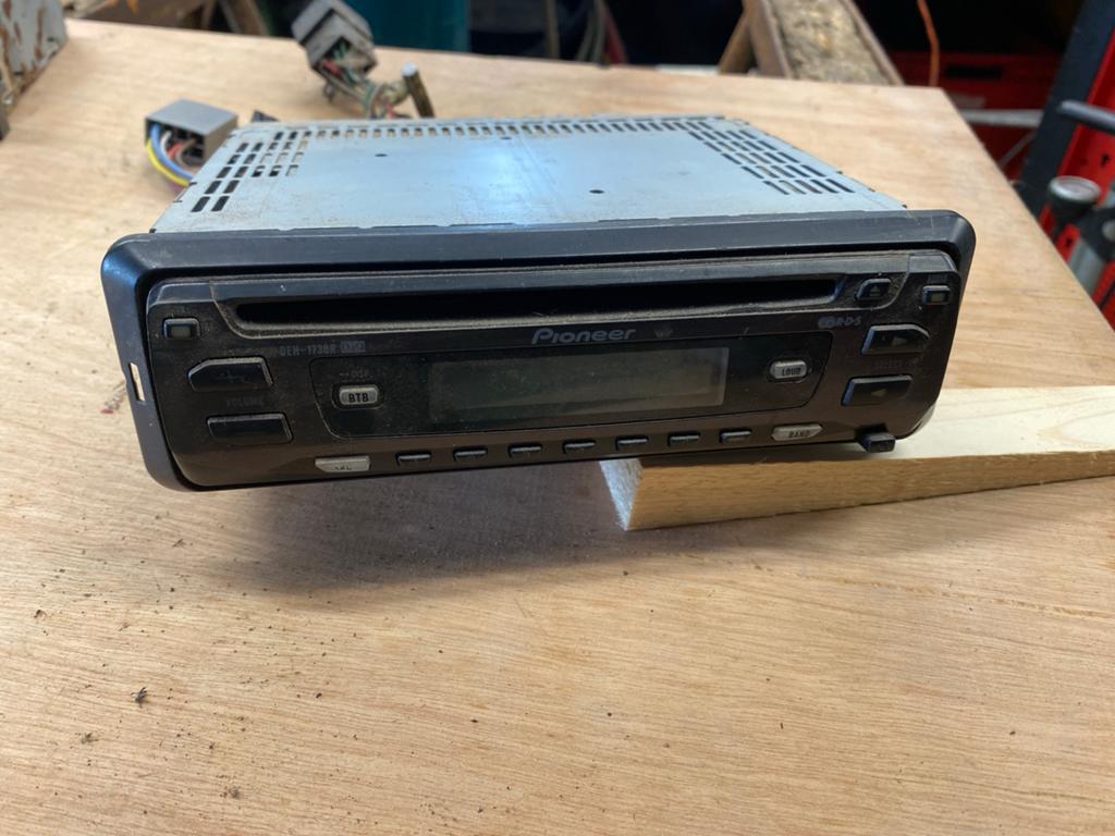 Pioneer DEH-1730R Autoradio - Gebruikt, Auto diversen, Autoradio's, Ophalen, Gebruikt