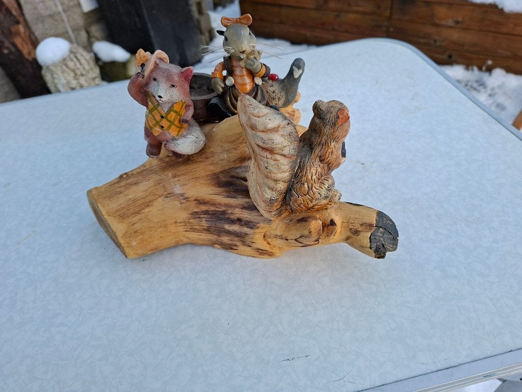 mooi beeld beeldjes op boomstam mooie decoratie, Ophalen of Verzenden, Zo goed als nieuw, Mens