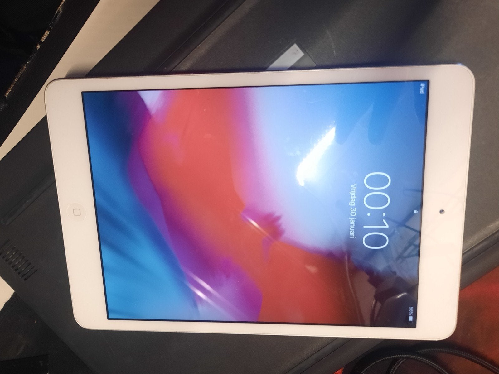Foto 5 van 2x Apple iPad Air 2 (A1566) 16GB Wi-Fi - Zilver