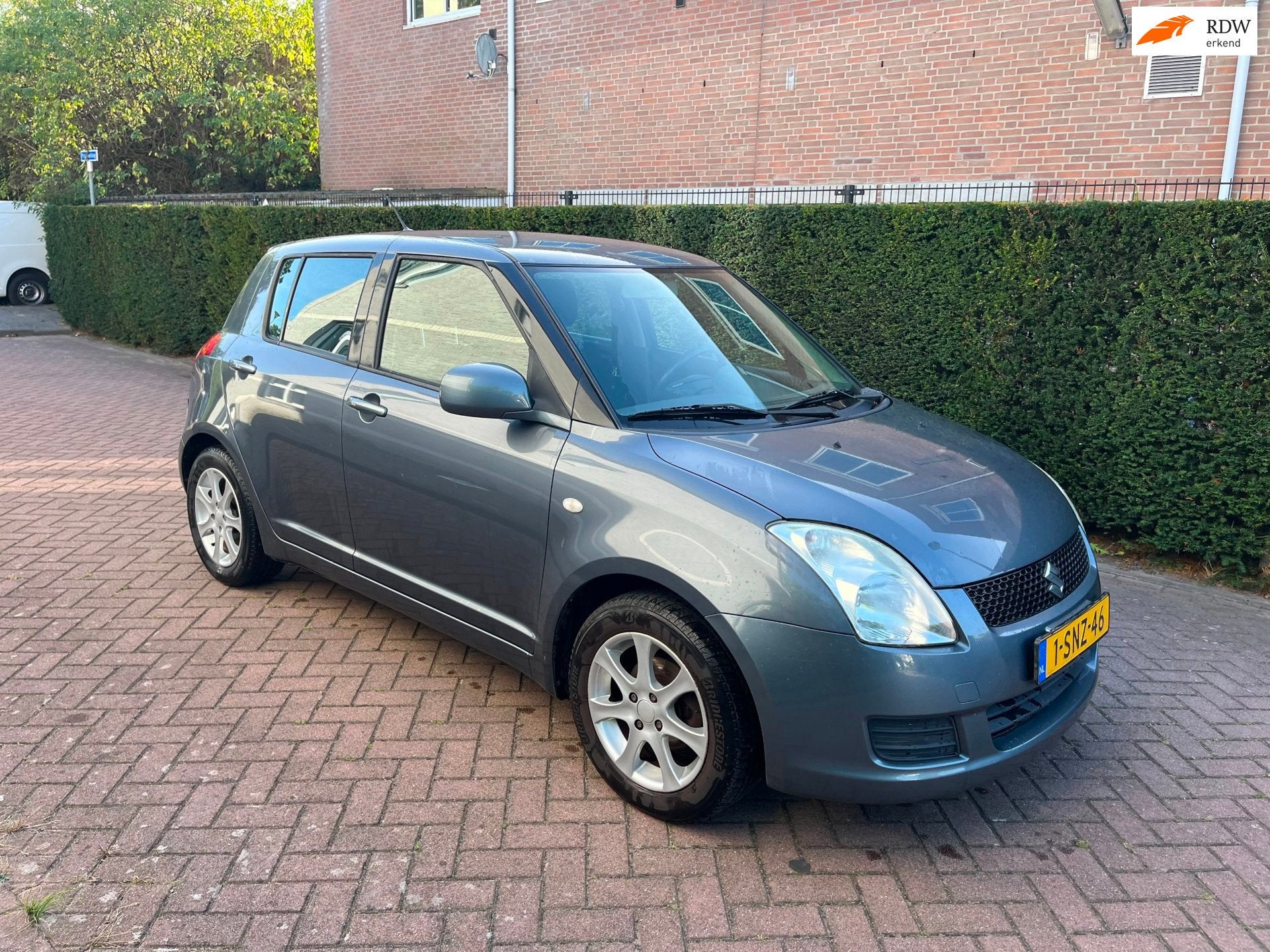 Suzuki Swift 1.3 Comfort|APK NIEUW| IJSKOUDE AIRCO|, Auto's, Voorwielaandrijving, Stof, Zwart, 400 kg