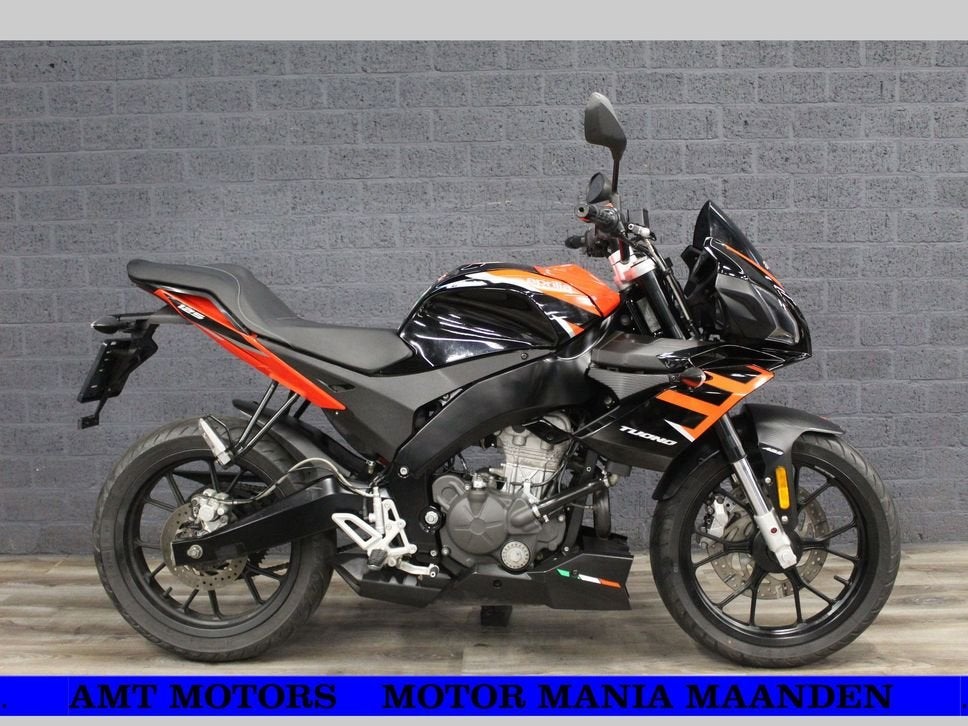 APRILIA TUONO 125 (bj 2021) 17600Km, Bedrijf, Onbekend, Sport, APRILIA