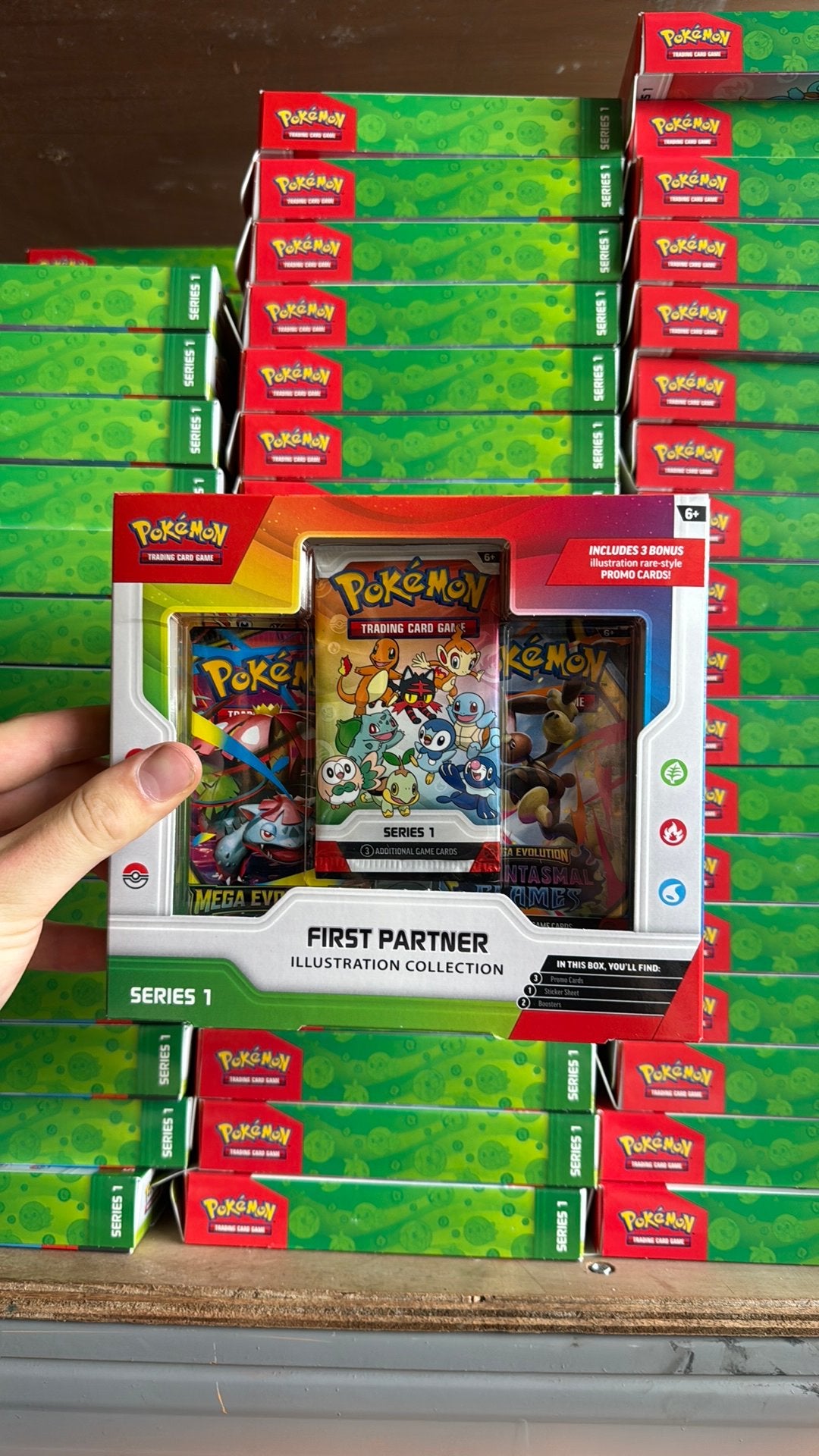 Pokemon first partner gen 1 colectie box, Ophalen of Verzenden, Zo goed als nieuw