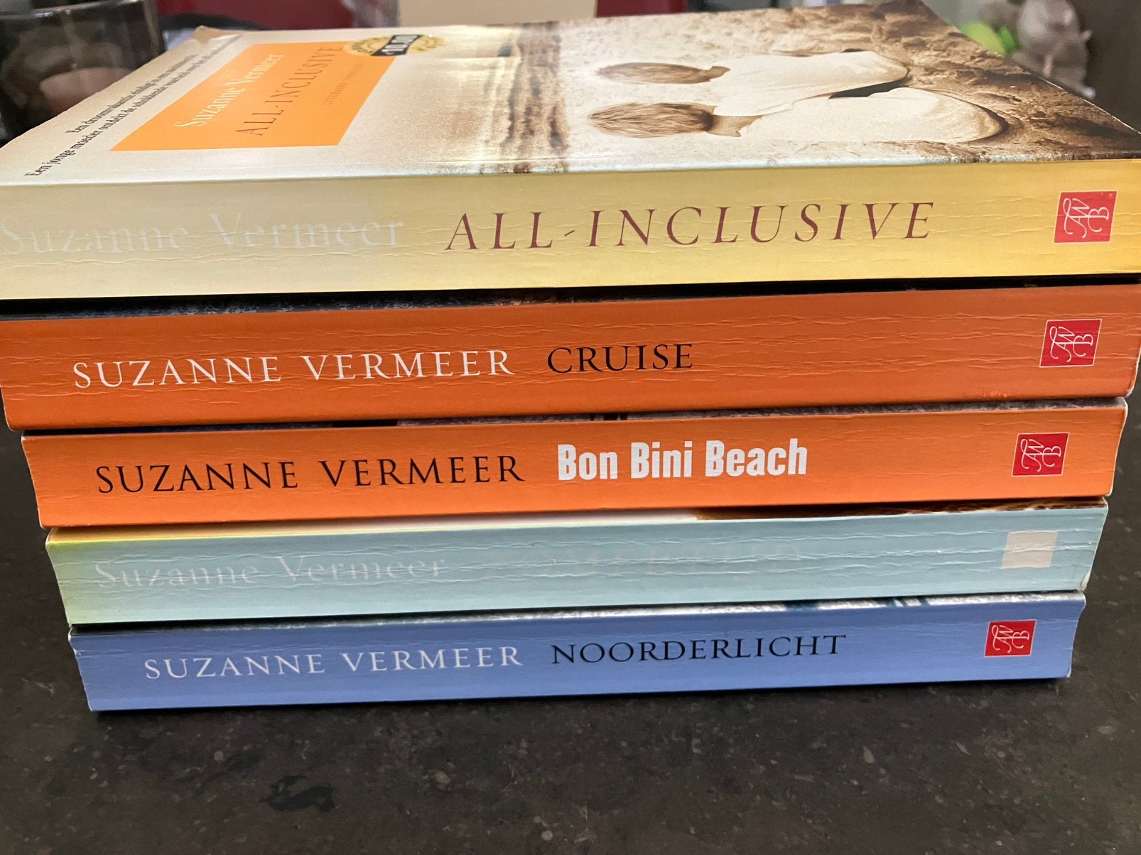 Vijf  thrillers van Suzanne Vermeer, Ophalen, Gelezen