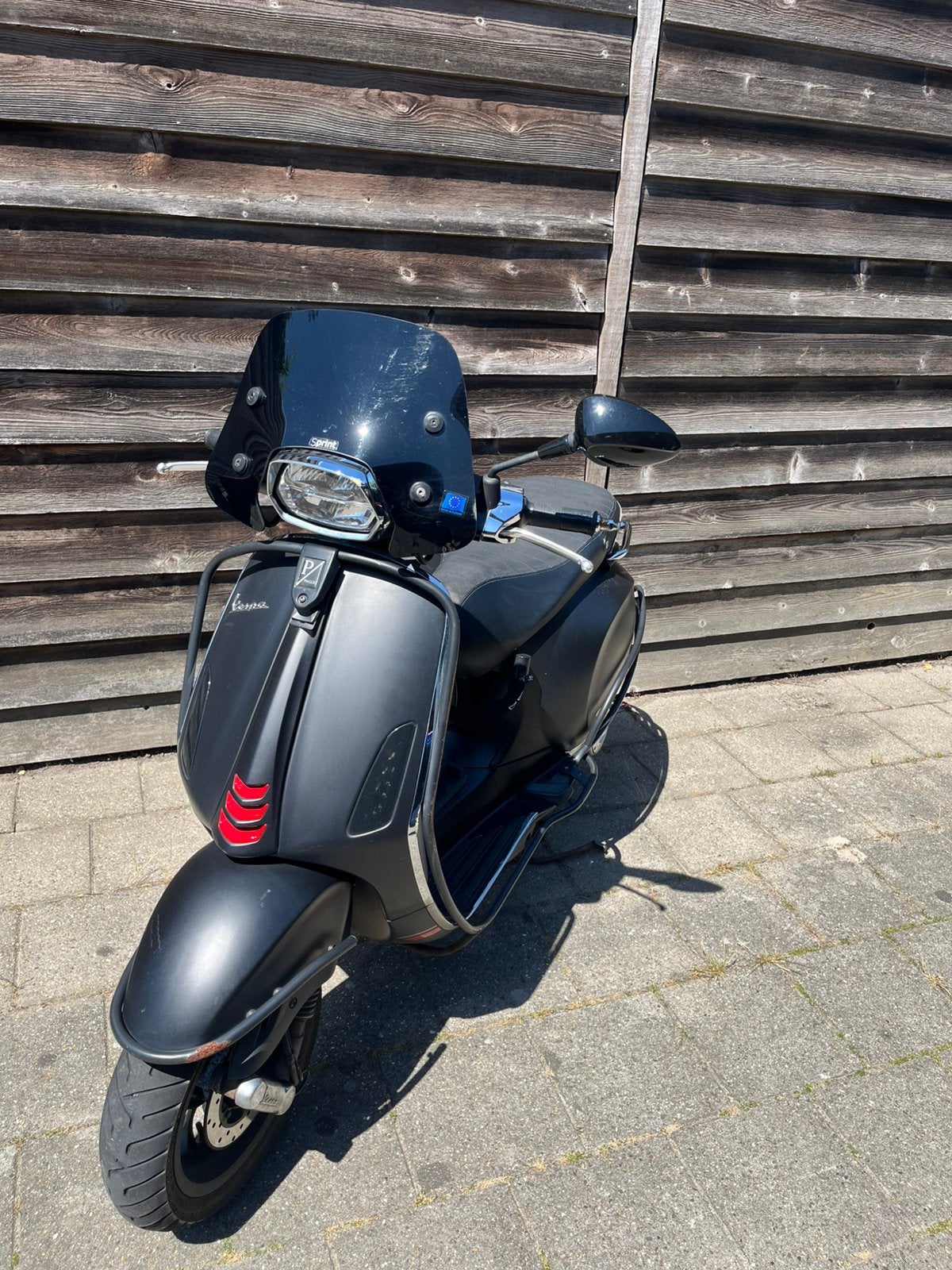 Vespa sprint 2022 50cc FULL OPTION geel kenteken, Fietsen en Brommers, Scooters | Vespa, Ophalen, Gebruikt, Maximaal 45 km/u, Vespa S