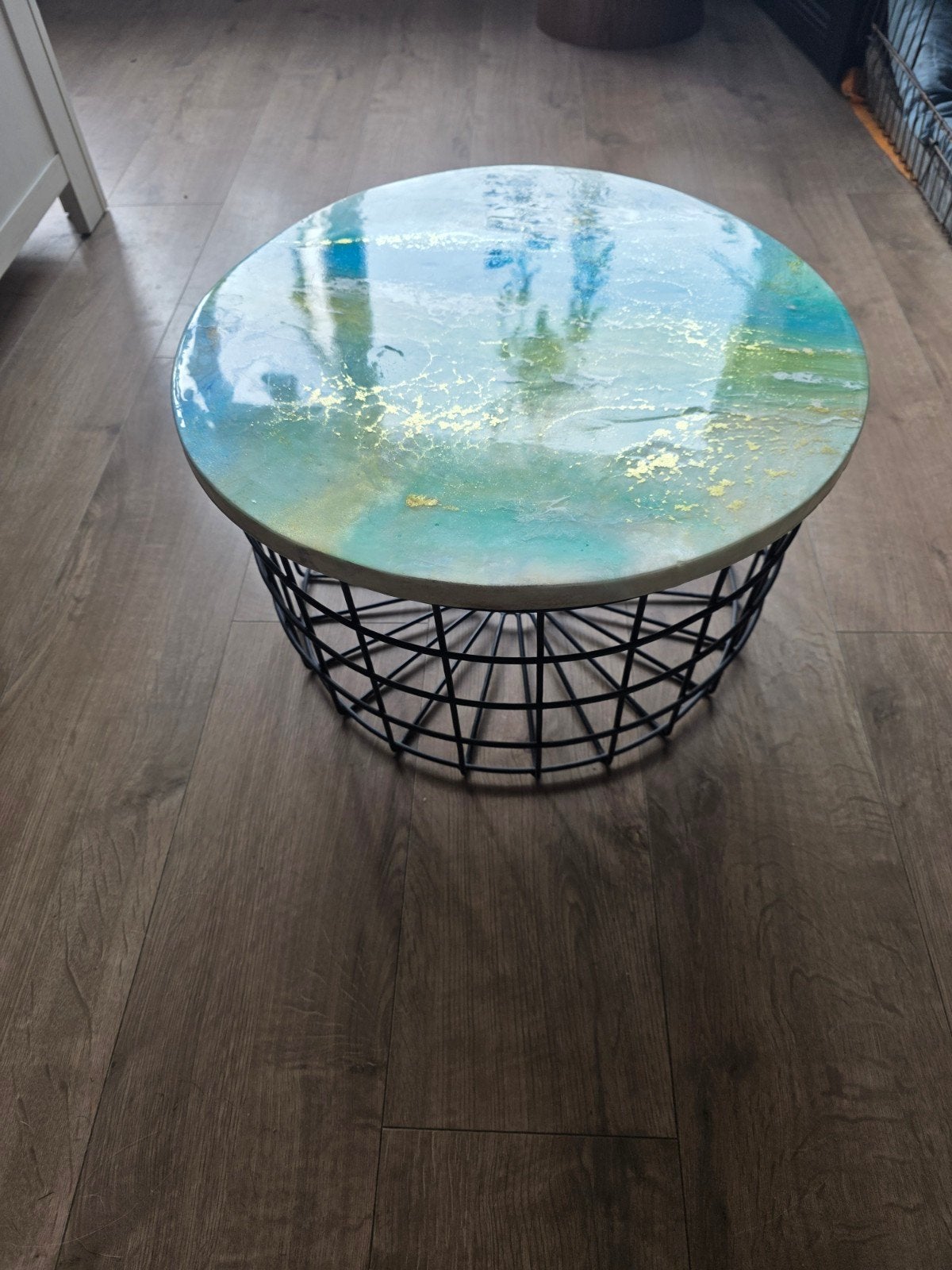 Ronde bijzettafel met epoxy kunstblad - 30x50cm, Ophalen, Minder dan 45 cm, Metaal of Aluminium, Rond