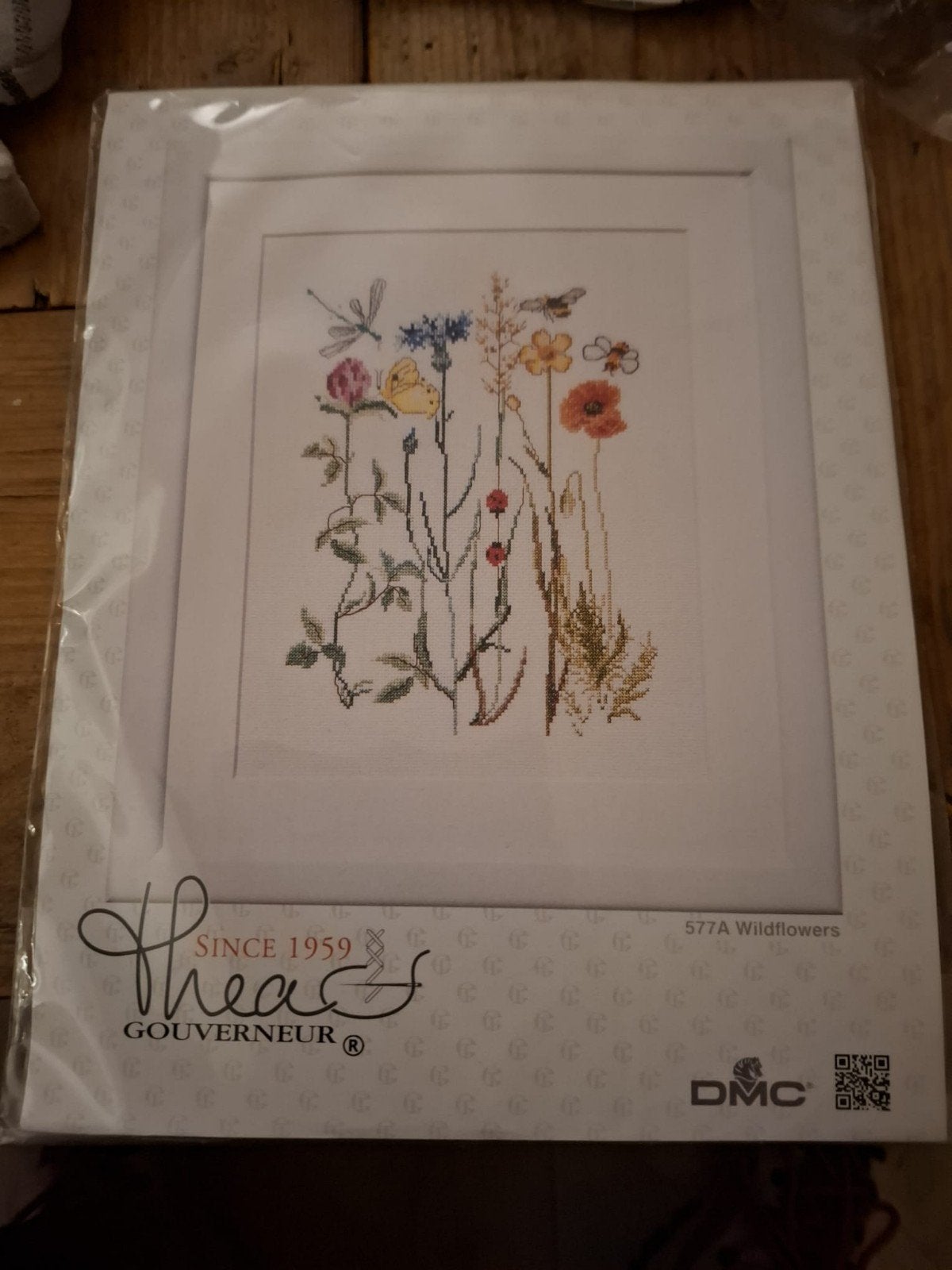 Borduurpakketten: Eenhoorn, Wilde Bloemen & Vogels, Ophalen of Verzenden, Nieuw, Handborduren, Borduurpakket