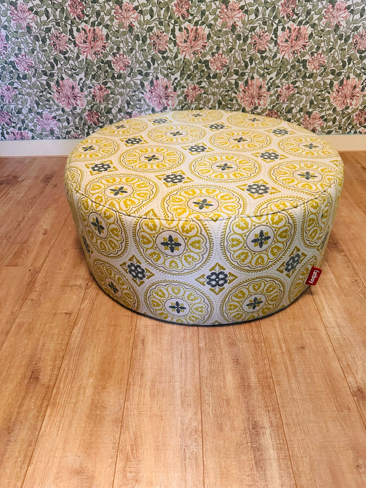 Fatboy poef met geel-grijs patroon, Ophalen, Rond, 75 tot 100 cm, Zo goed als nieuw