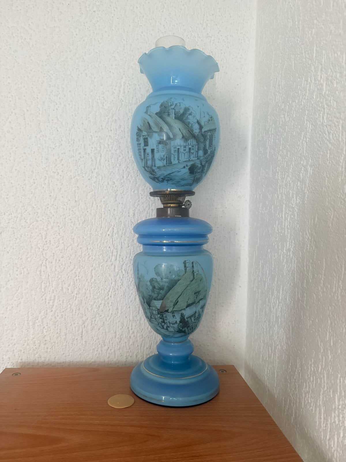 Antieke olielamp - Blauw glas met landschap, Ophalen