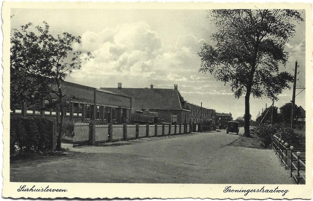 Surhuisterveen;  Groningerstraatweg, Verzamelen, Ansichtkaarten | Nederland, Verzenden, 1940 tot 1960, Ongelopen, Friesland