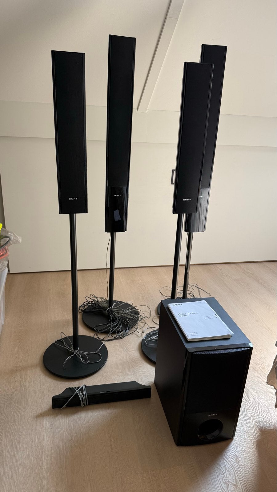 Sony Home Theatre SS100 (5.1 dolby surround), Ophalen, 70 watt of meer, Zo goed als nieuw, 5.1-systeem