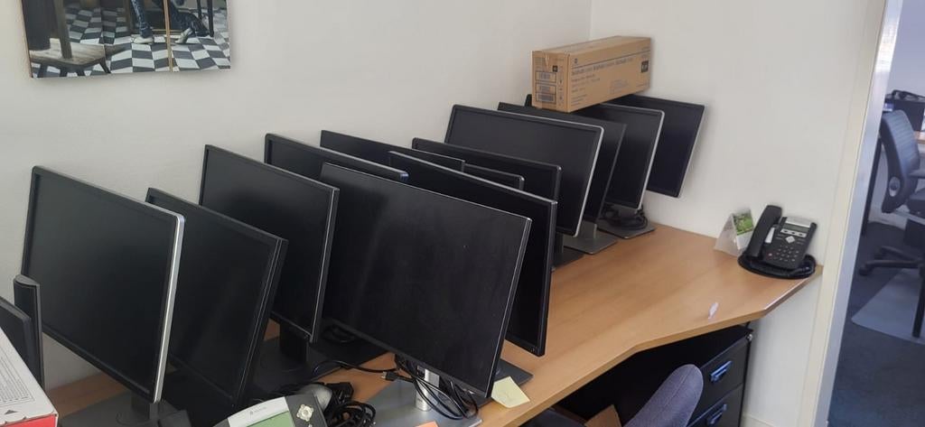 Dell monitoren - Gebruikt, werkend, per stuk of partij, Computers en Software, Monitoren, Ophalen, Gebruikt, Dell