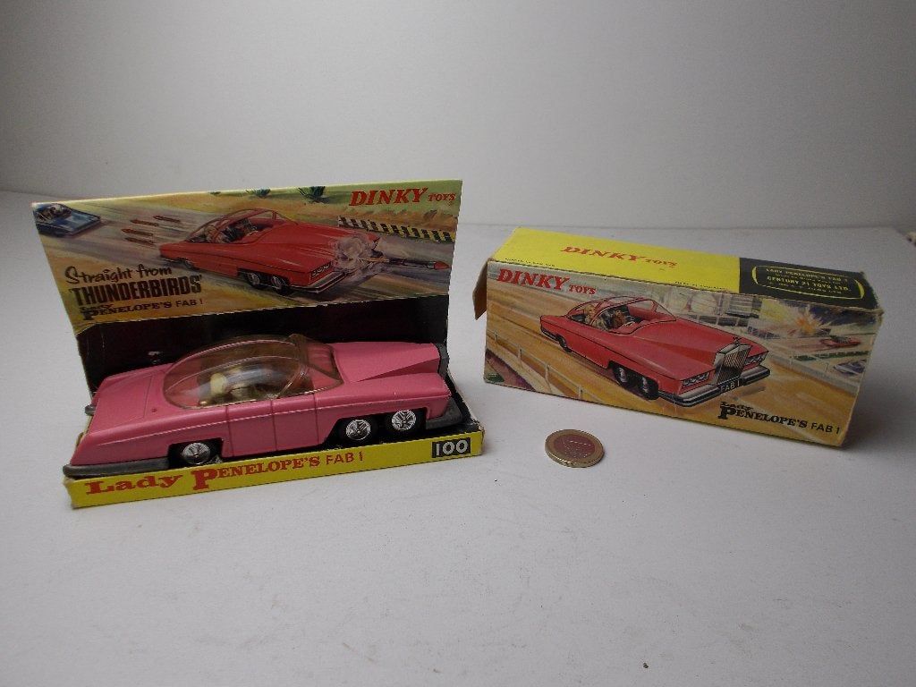 1966 Dinky Toys 100 LADY PENELOPE'S FAB 1 +ORIGINELE DOOSJES
