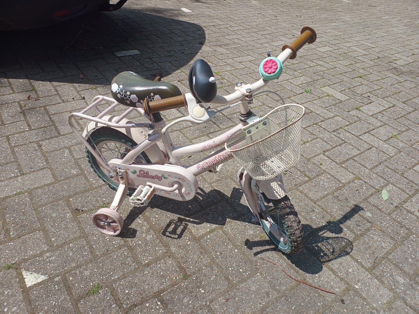 Gebruikte kinderfiets, technisch prima staat, Terugtraprem, Zijwieltjes, Gebruikt, Liberty