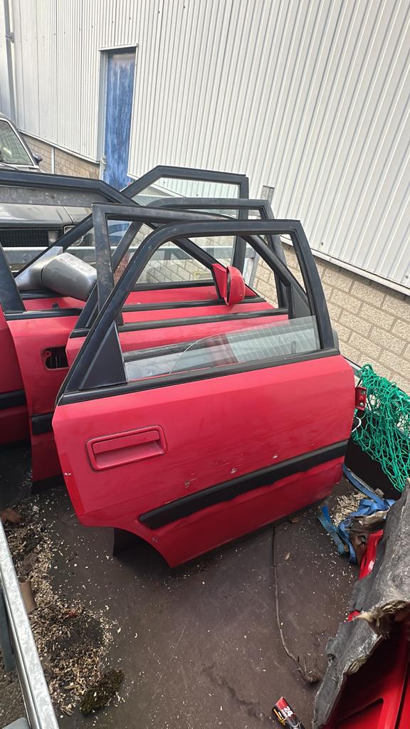 Deuren en motorkap Mazda 323f BG, Auto-onderdelen, Ophalen, Gebruikt, Mazda, Voor