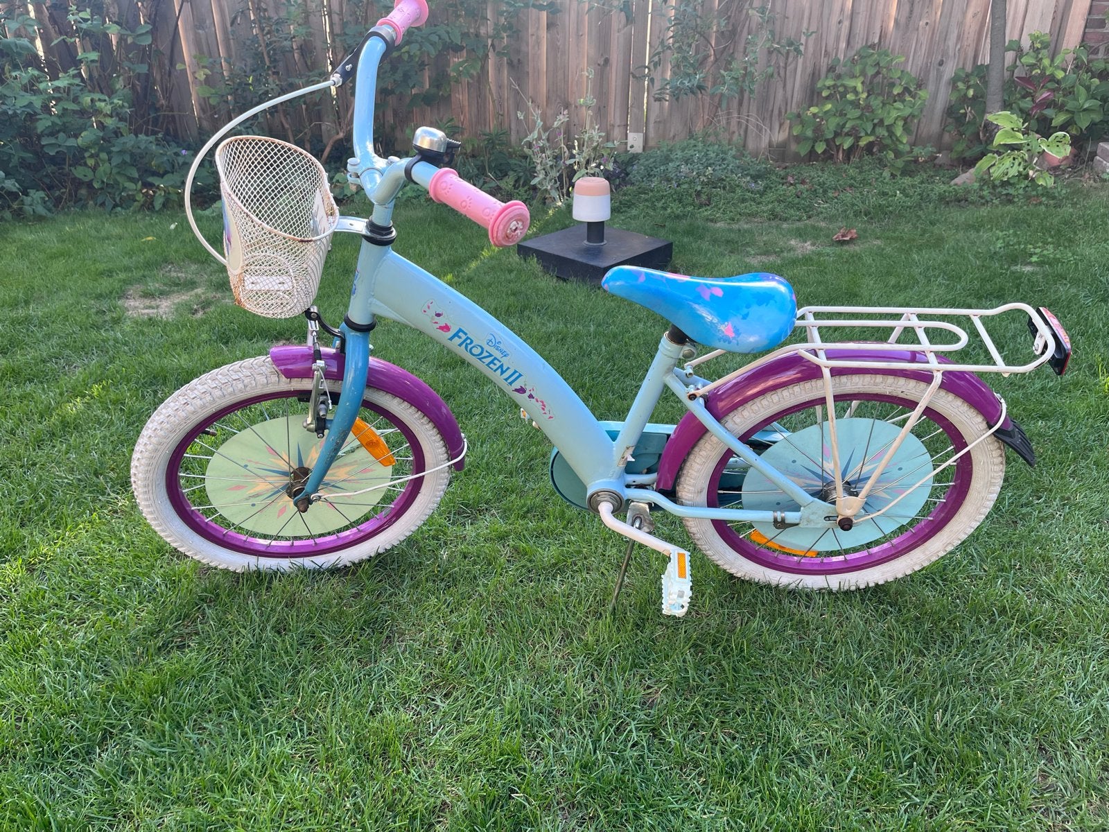 Frozen meisjesfiets 18 inch, Ophalen, Gebruikt, Velgrem, 16 tot 20 inch