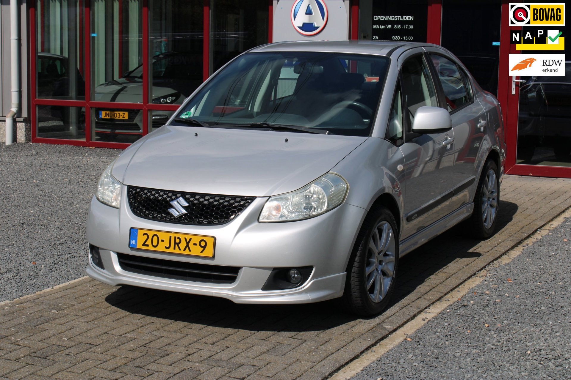 Suzuki SX4 1.6 Exclusive Trekhaak Airco autom, Auto's, Dealer onderhouden, Gebruikt, 4 cilinders, 49 €/maand