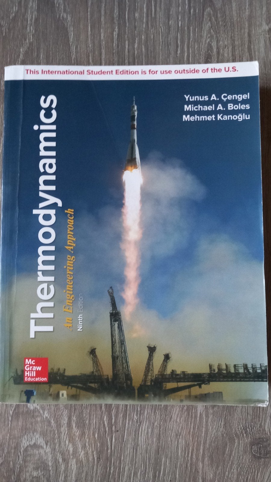 Thermodynamics - An Engineering Approach, Gelezen, Yunus A Çengel, Beta, HBO