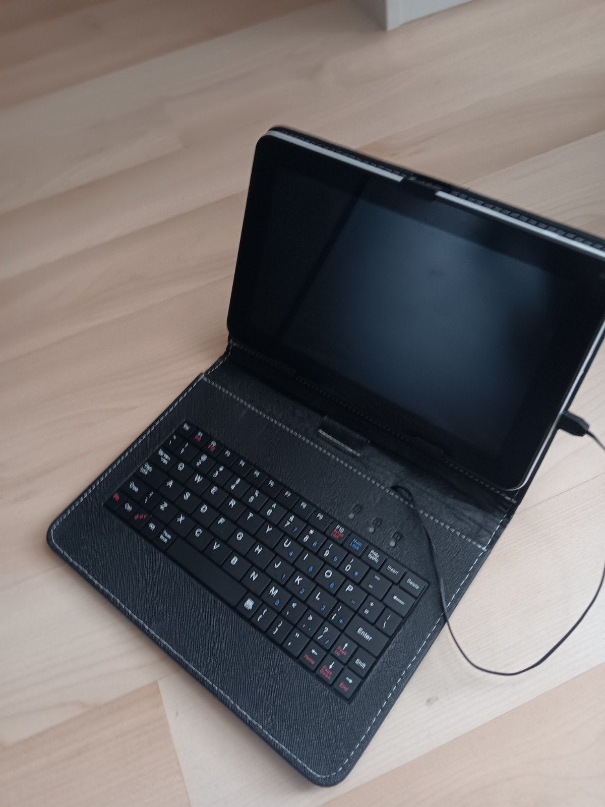 Tablet met toetsenbord, Computers en Software, Android Tablets, Ophalen of Verzenden, Nieuw, 9 inch