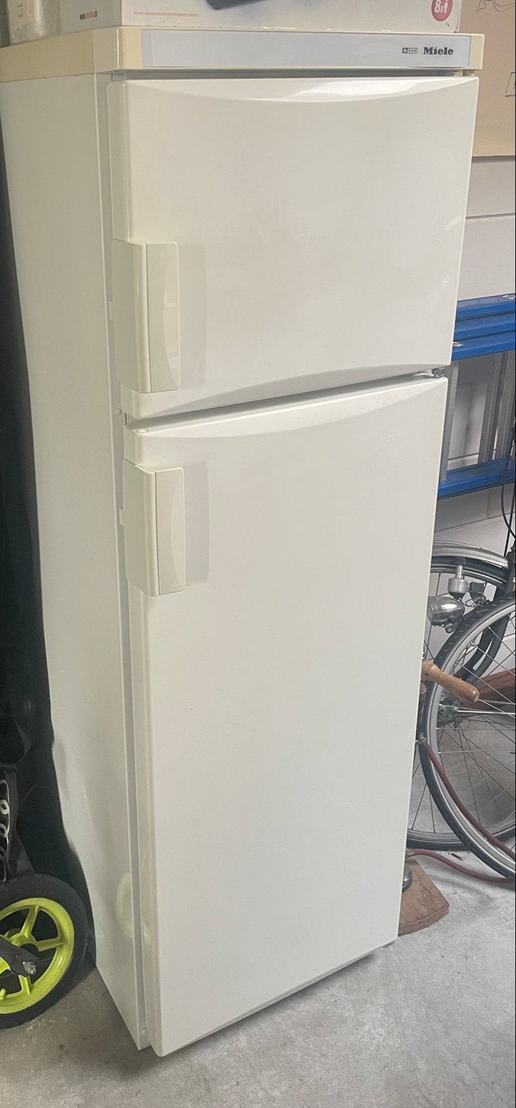 Miele Koel- en Vriescombinatie, Ophalen, 150 tot 200 liter, Gebruikt, 160 cm of meer