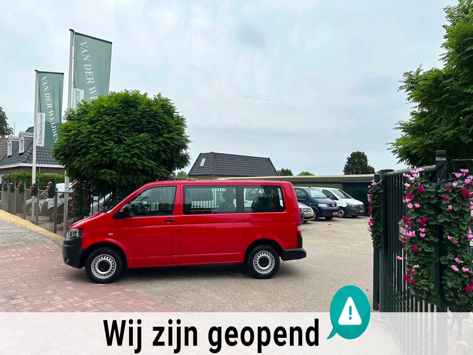 Volkswagen Transporter Kombi 2.0 TDI L1H1 9 PERSOONS AUTOMAA, Auto's, Volkswagen, Euro 5, Stof, Gebruikt, 241 €/maand
