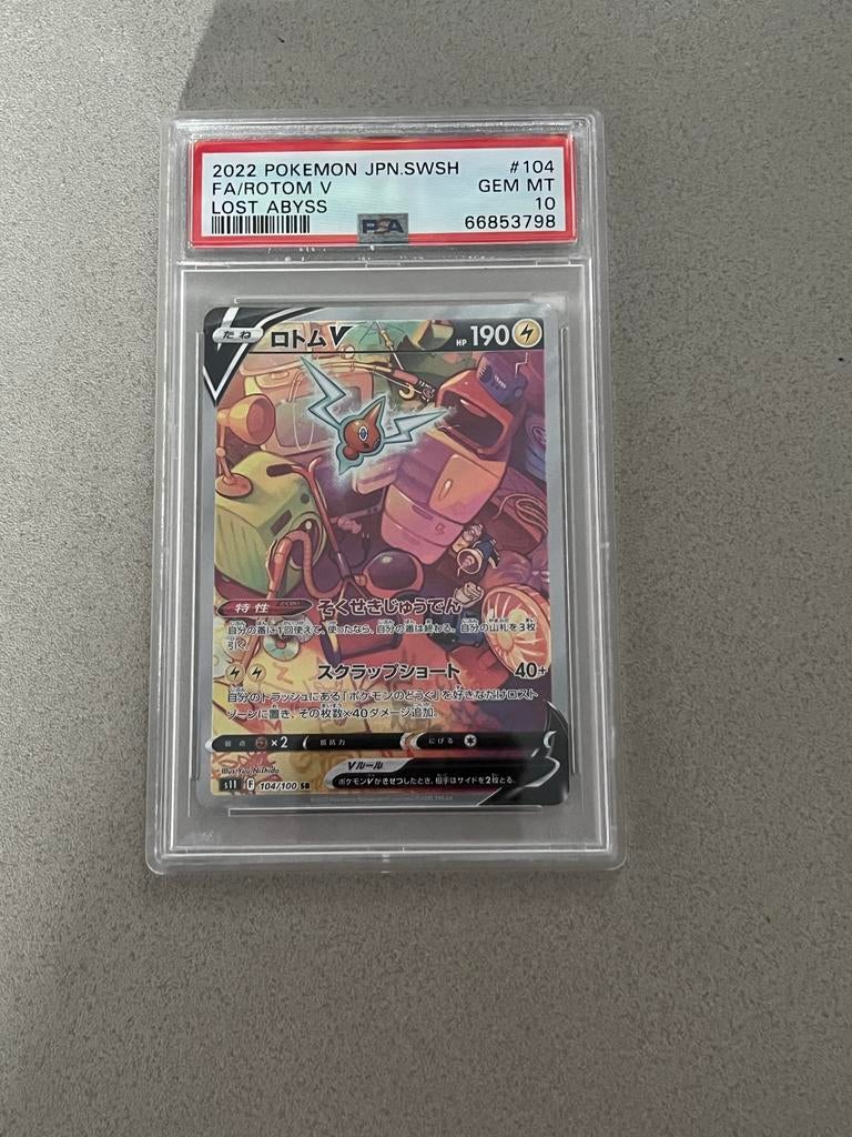 Rotom V Lost Abyss 104 PSA 10, Ophalen of Verzenden, Zo goed als nieuw, Losse kaart