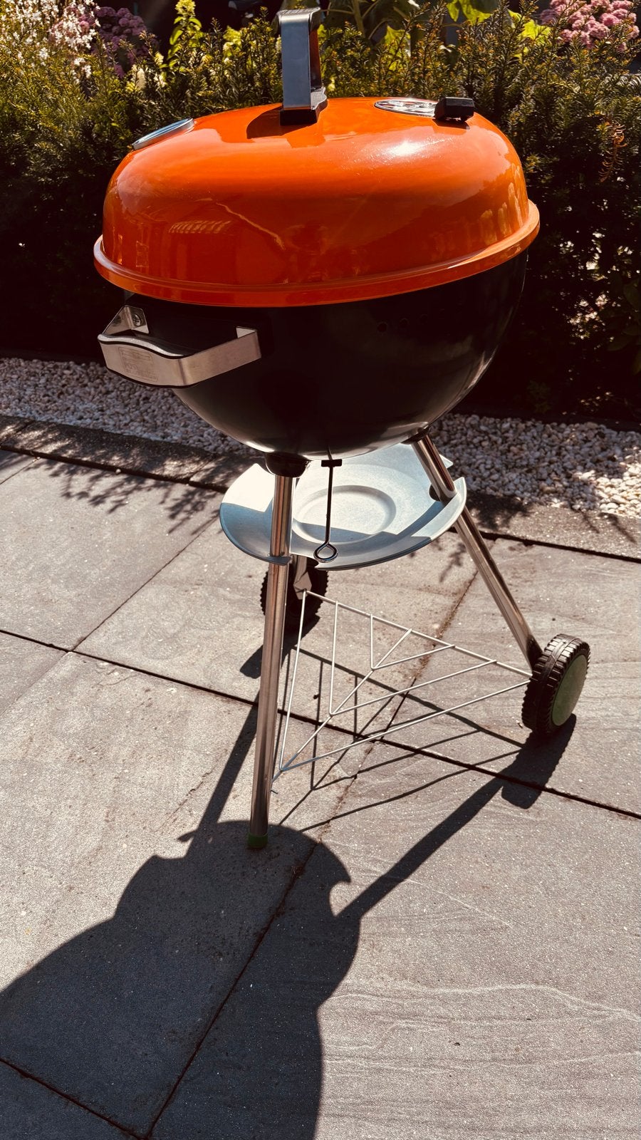Compacte BBQ met oranje deksel en thermometer, Ophalen, Nieuw