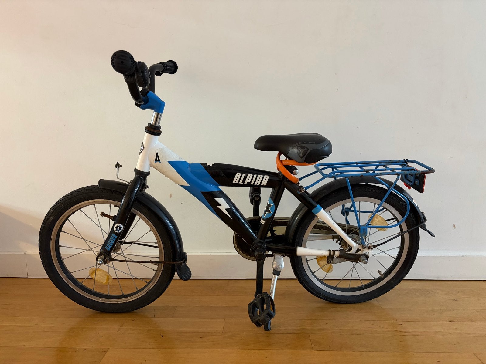 Alpina kinderfiets 16 inch, Ophalen, Zo goed als nieuw, Terugtraprem, 16 tot 20 inch
