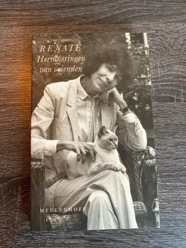 Renate: Herinneringen van vrienden - Boek, Ophalen of Verzenden, Zo goed als nieuw, Verschillende vrienden, Overige