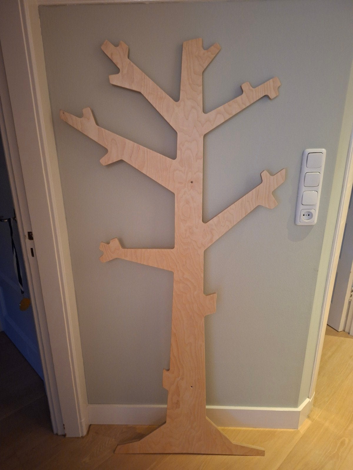 Houten boom kapstok - Uniek design voor hal of kinderkamer, Zo goed als nieuw, 150 tot 200 cm, Hout, Ophalen
