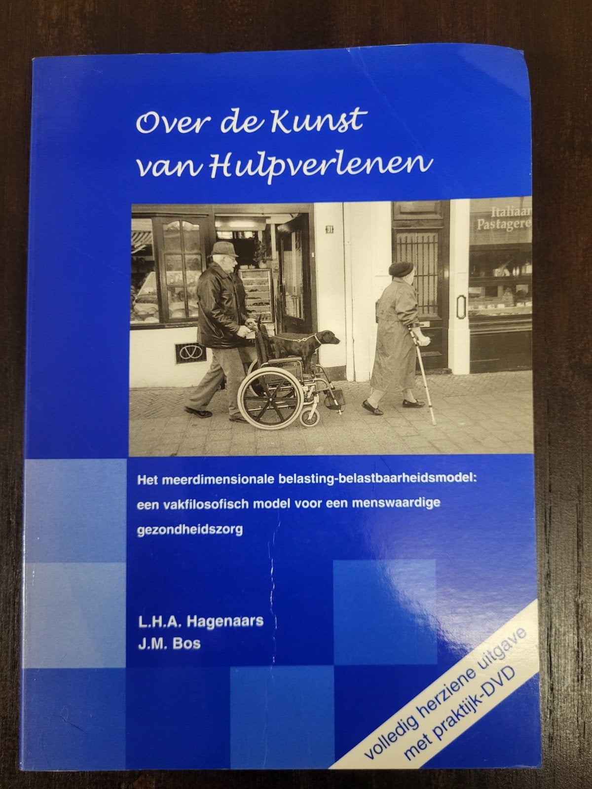 Over de Kunst van Hulpverlenen - L.H.A. Hagenaars & J.M. Bos, Gelezen, Gamma, L.H.A. Hagenaars, J.M. Bos, HBO