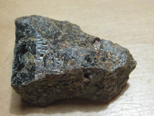mi. ruwe edelsteen SFALERIET (2), Verzamelen, Verzenden, Mineraal
