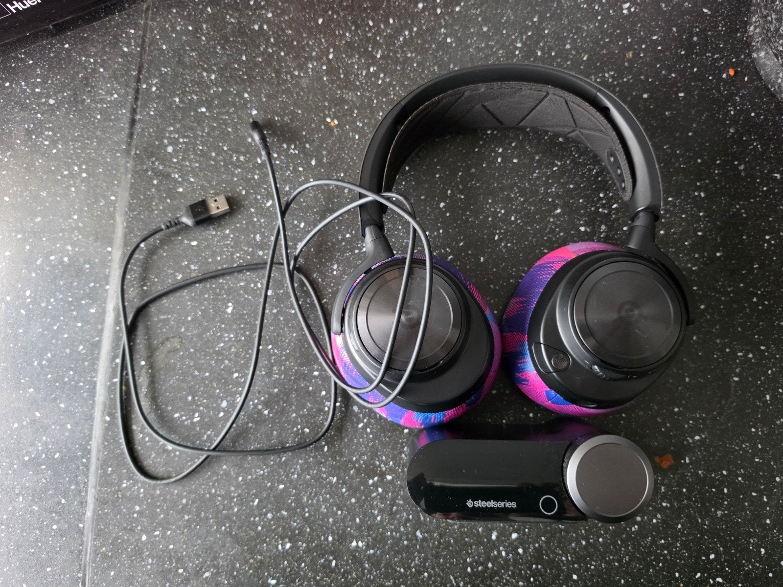 SteelSeries Arctis Nova Pro Wireless Gaming Headset, Overige merken, Ophalen of Verzenden, Zo goed als nieuw, Over oor (circumaural)