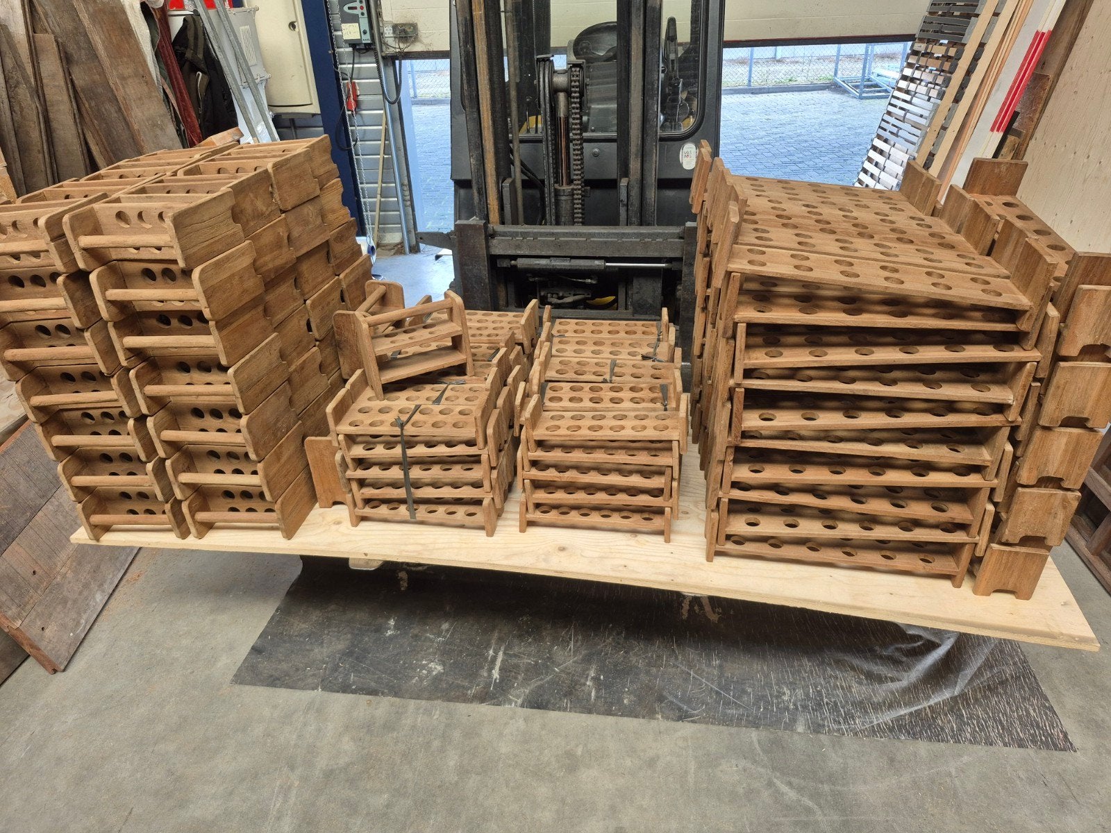 198 houten eierrekjes ook leuk om kerststukjes mee te maken, Diversen, Ophalen of Verzenden