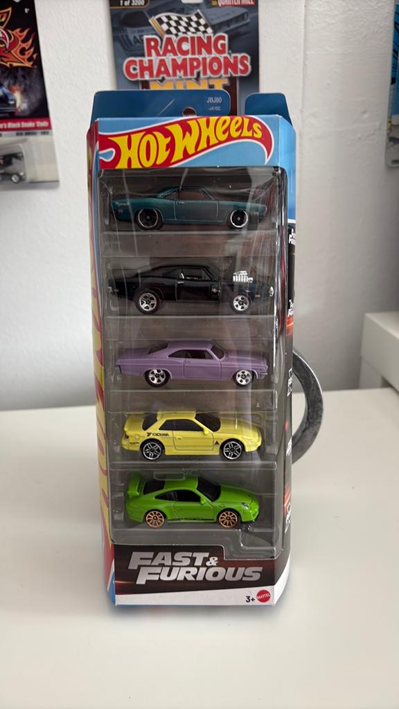 Hot Wheels Fast & Furious Action Pack 1/64, Hobby en Vrije tijd, Modelauto's | Overige schalen, Ophalen of Verzenden, Nieuw, Auto