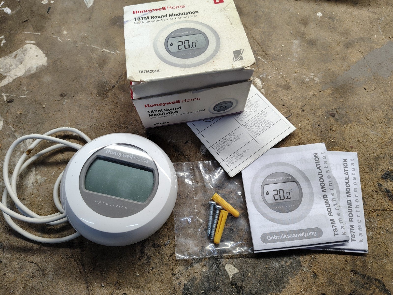 Honeywell T87M Round Modulation thermostaat, Ophalen of Verzenden, Zo goed als nieuw