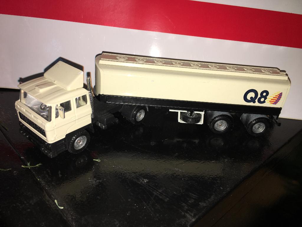 DAF 2800 met Q8 tankoplegger - Solido Tonergam, Ophalen of Verzenden, Nieuw, Auto