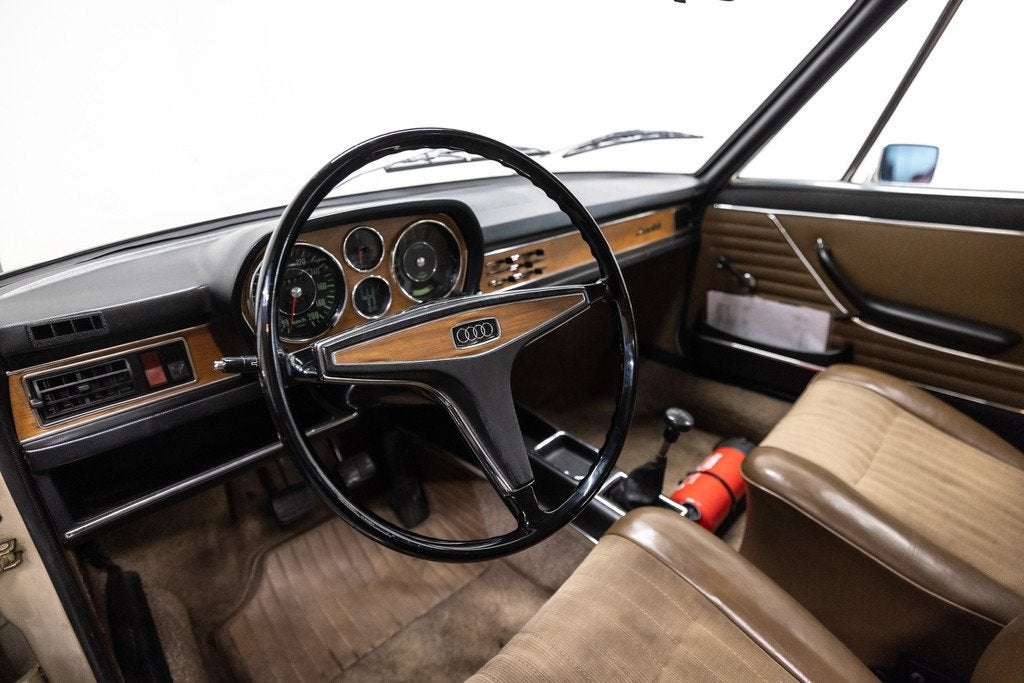 Audi 100 COACH Origineel Aanbieding (bj 1970), Beige, Bruin, Bedrijf, Handgeschakeld