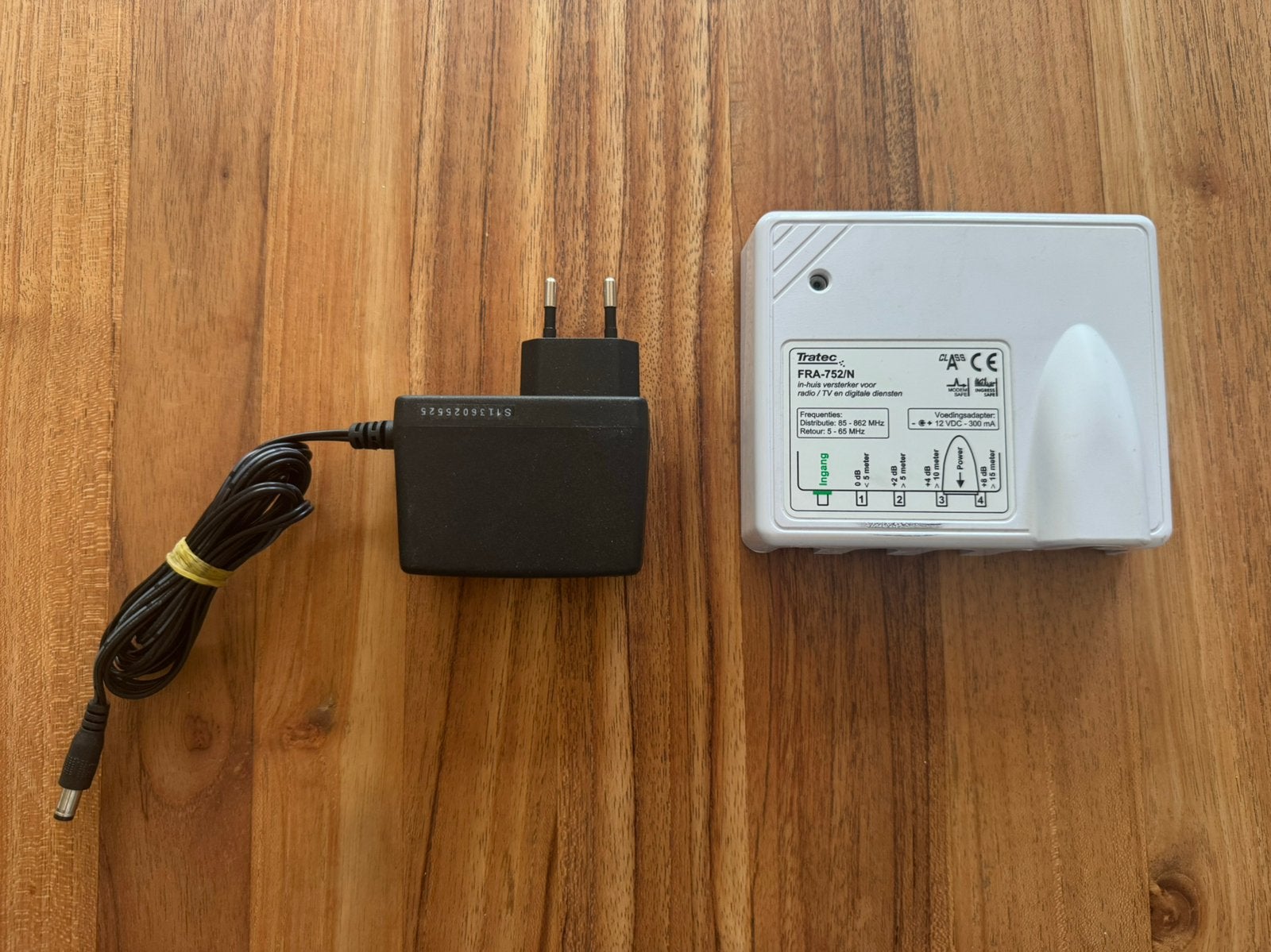 Tratec FRA-752/N radio/tv en digitale diensten versterker., Ophalen of Verzenden, Zo goed als nieuw, Minder dan 2 meter