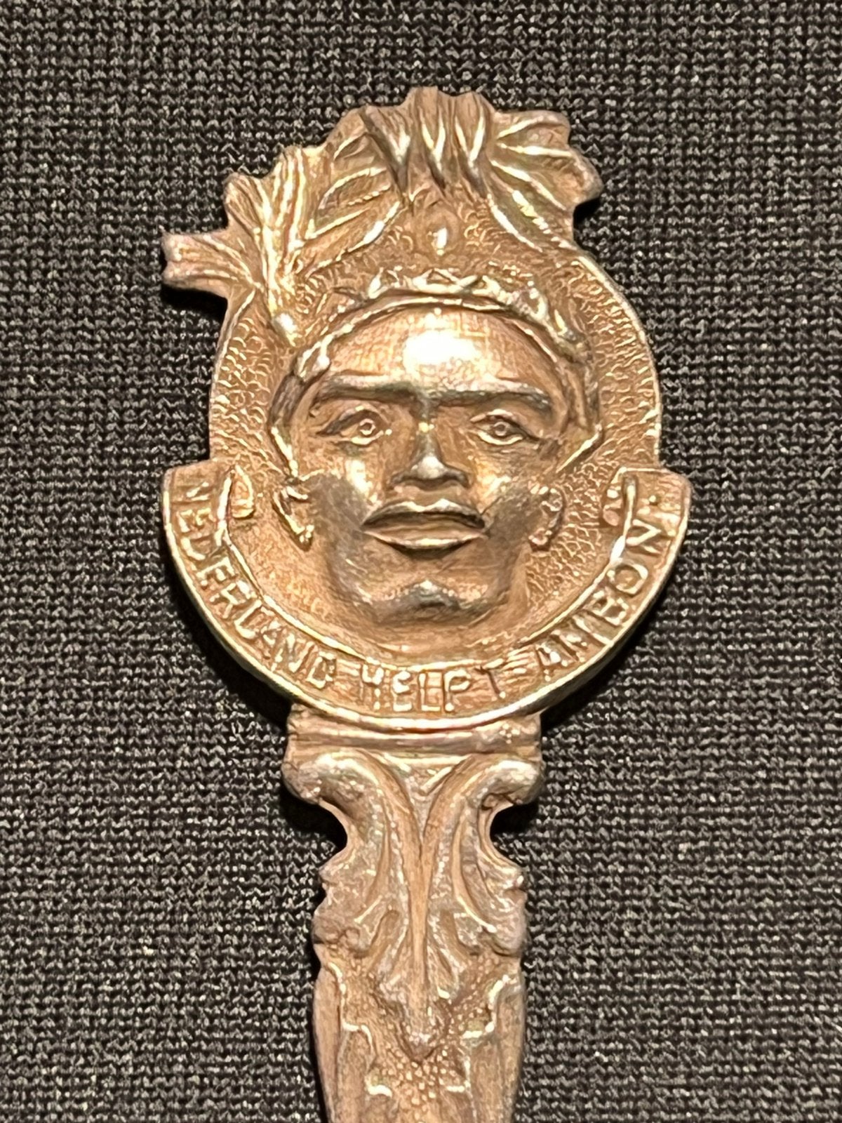 Antiek lepeltje Ambon., Ophalen of Verzenden