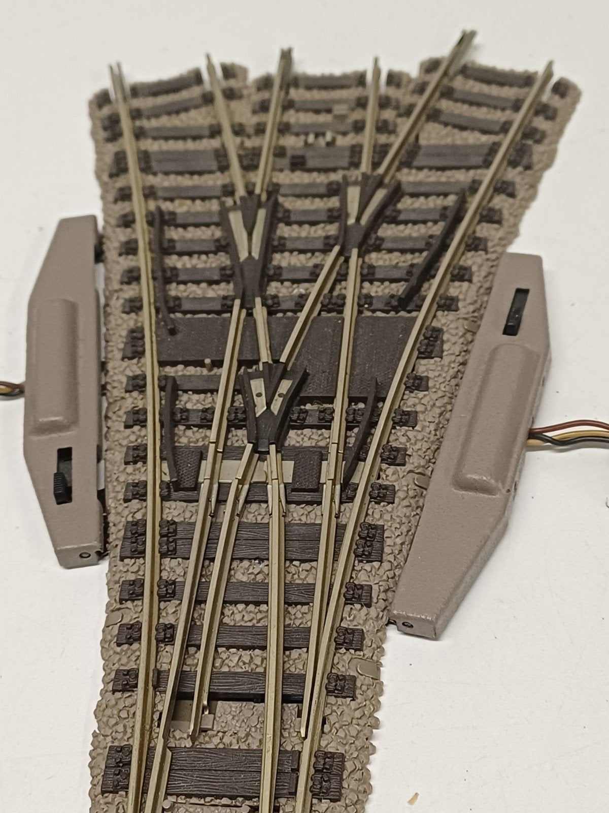 Fleischmann 6157 (6158) elektrische 3-wegwissel H0, Ophalen of Verzenden, Gelijkstroom, Rails, Fleischmann