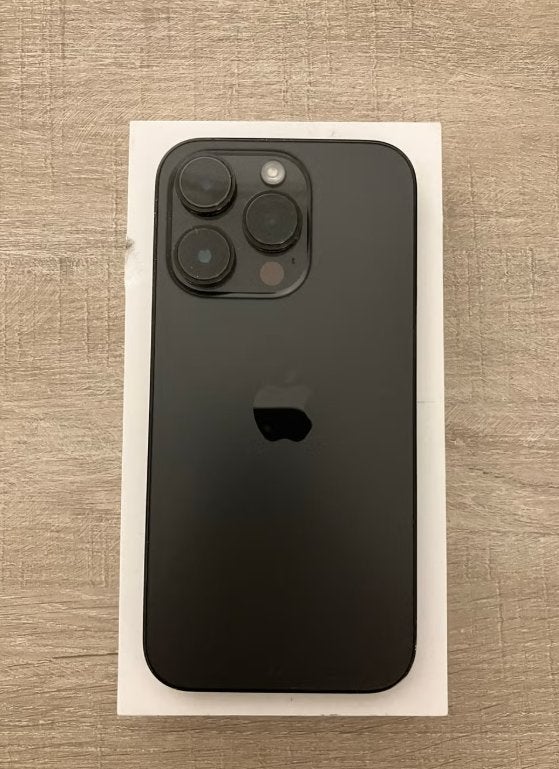 Foto 3 van Apple Iphone 14 pro 128 GB - zwart - zo goed als nieuw -