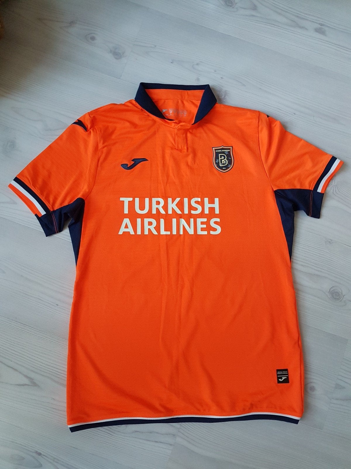 Istanbul Basaksehir jersey in size large, Maat XL, Ophalen of Verzenden, Zo goed als nieuw, Shirt