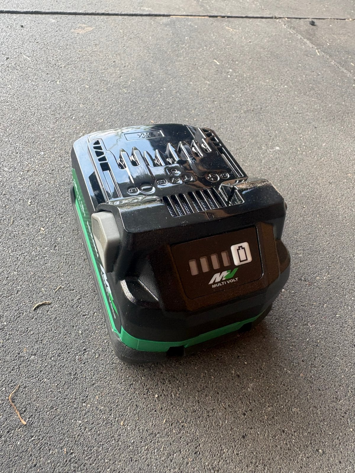 Nieuwe Hikoki accu plus lader 36A18X 18V/36V 2.5Ah/5.0Ah, Ophalen of Verzenden, Nieuw, Overige merken, Overige typen