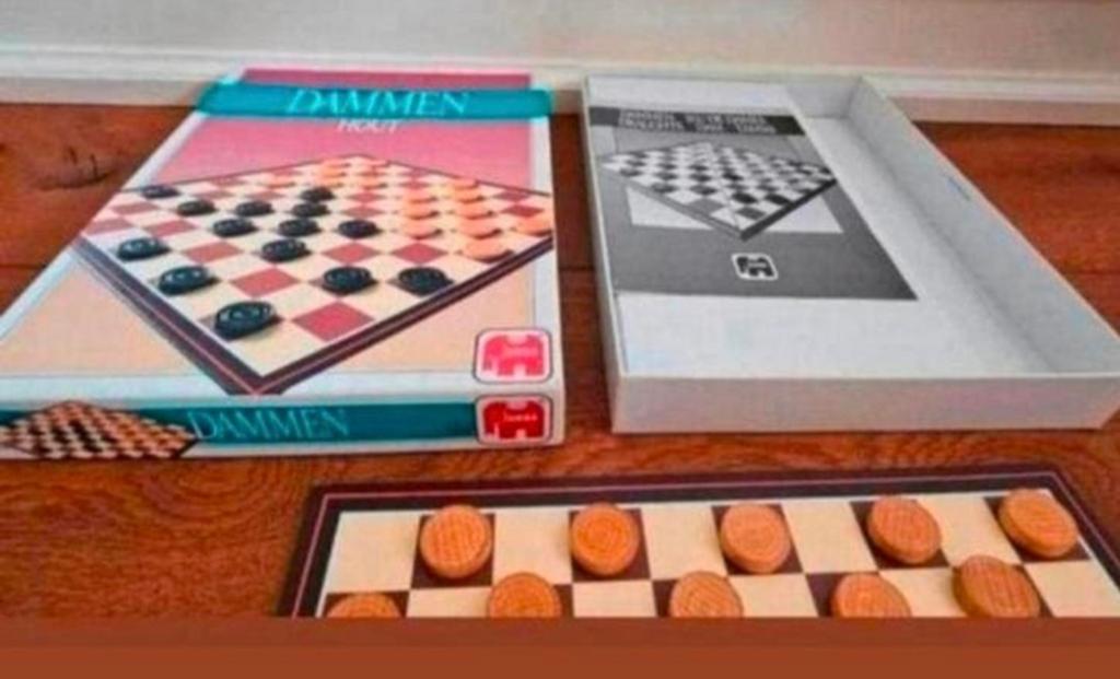 Dammen in doos- jumbo- 1990- compleet- ook verzenden, Ophalen