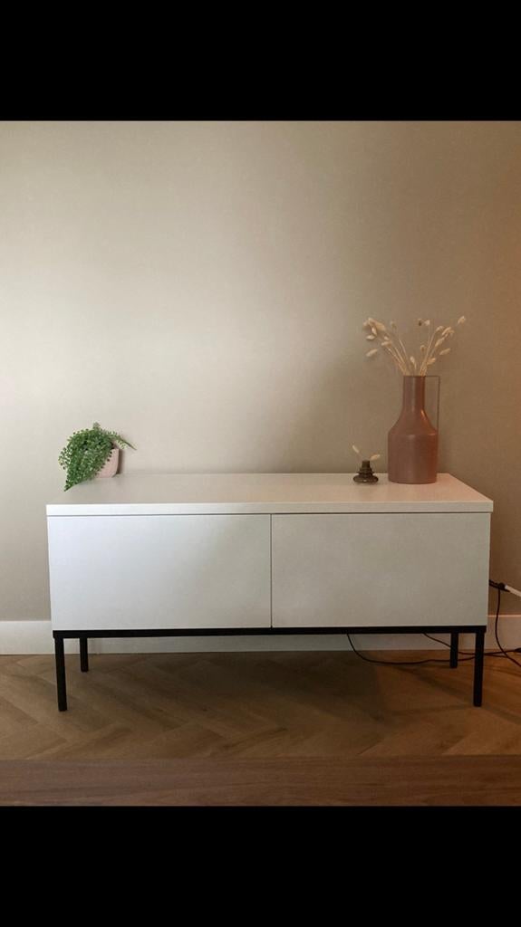 Dressoir, Ophalen, 150 tot 200 cm, Zo goed als nieuw, 25 tot 50 cm