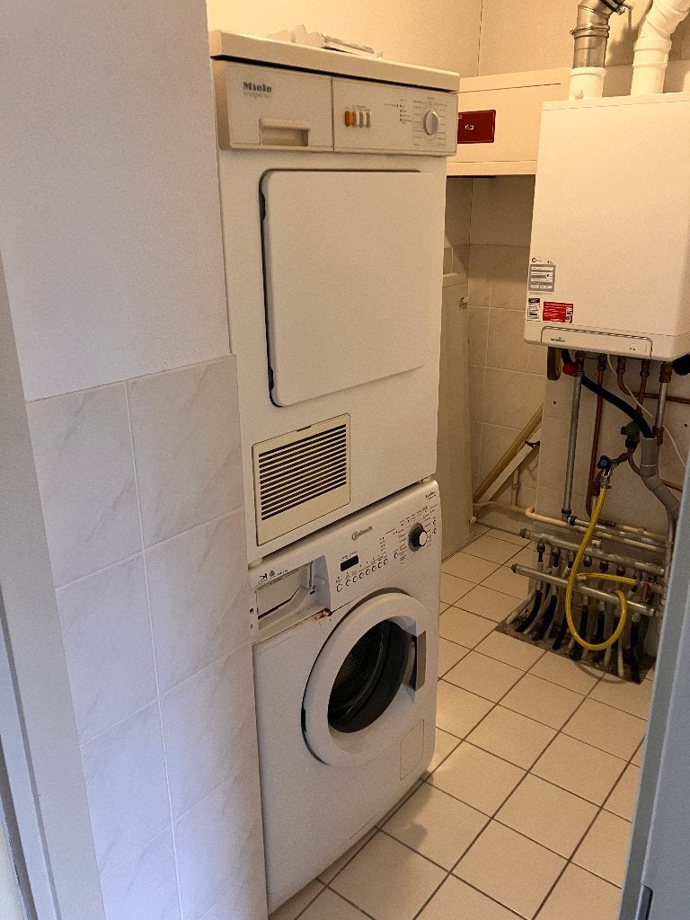wasmachine (Bauknecht) + droger (Miele), Ophalen, 1200 tot 1600 toeren, Gebruikt, Handwasprogramma