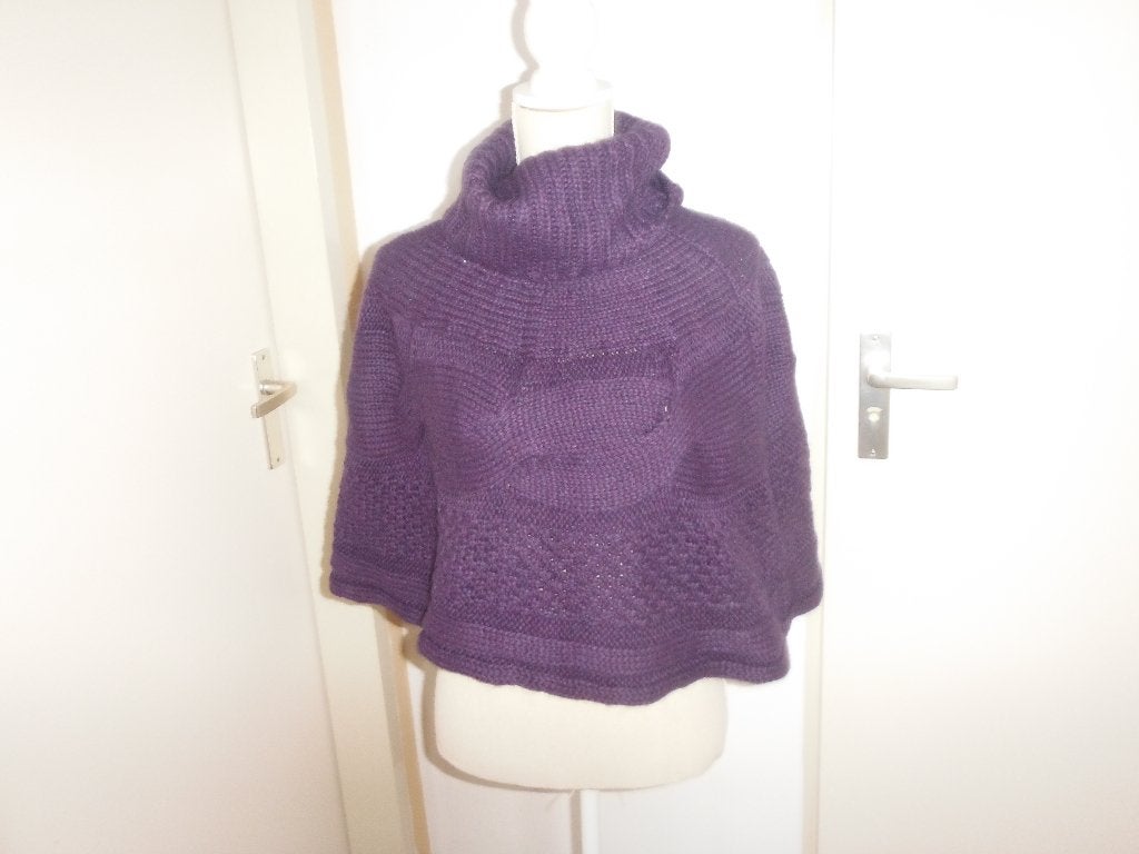 leuke nieuwe paarse kabel poncho met col, one size, Verzenden, Nieuw, Maat 38/40 (M), Paars