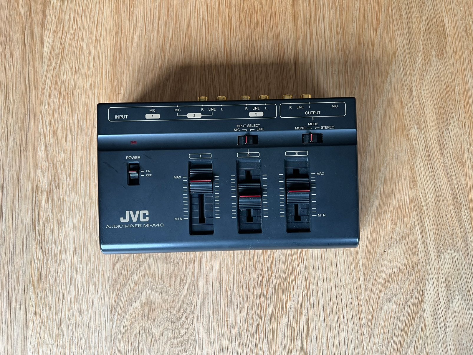 AUDIO Mixer MI-A40, Antiek en Kunst, Ophalen of Verzenden