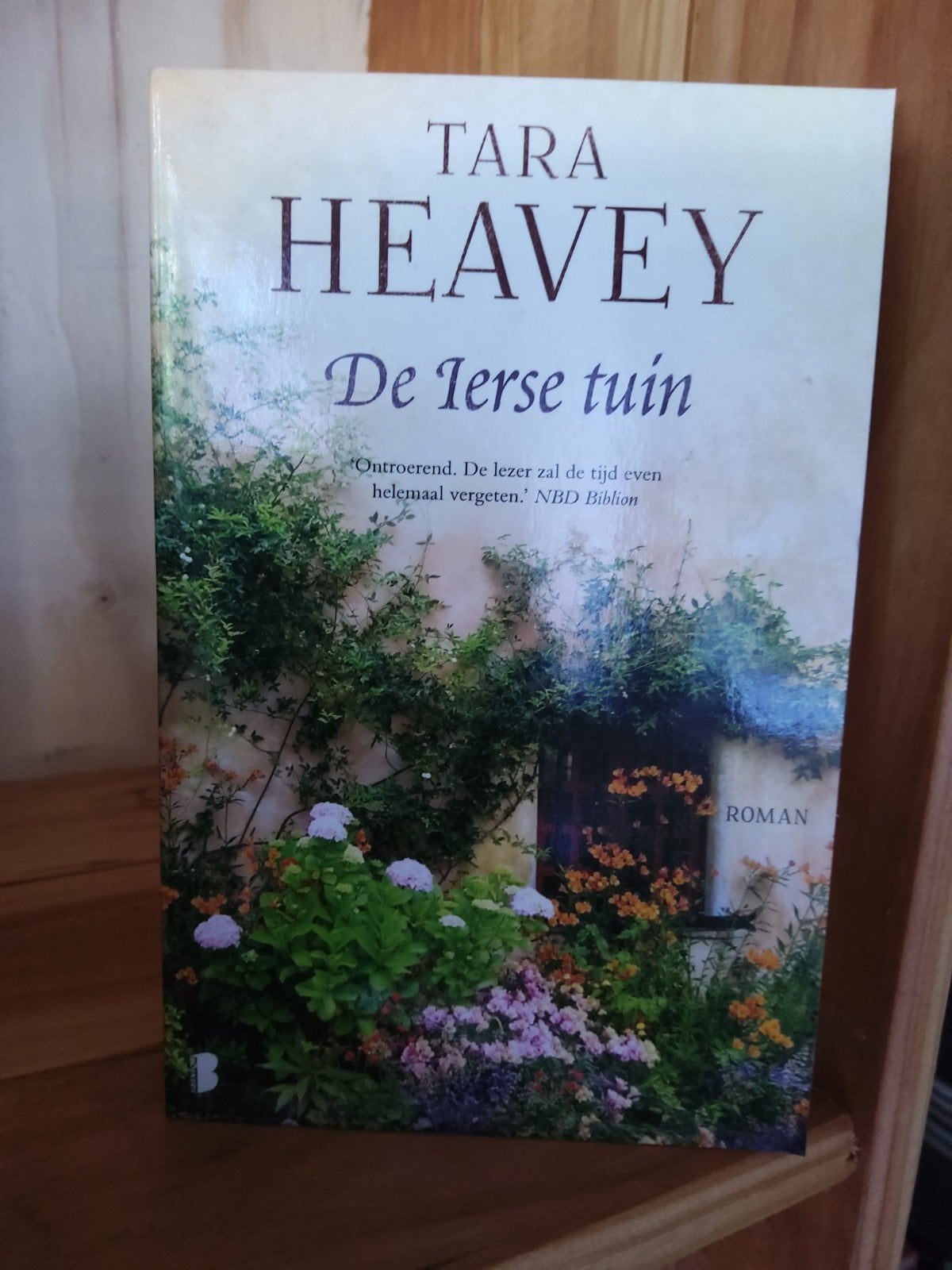 Tara Heavey - De Ierse tuin (Roman), Ophalen of Verzenden, Zo goed als nieuw, Tara Heavey, Europa overig